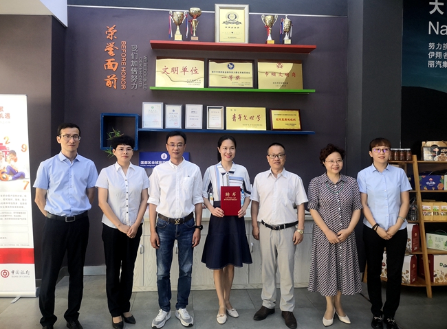 7536ab93cc3284b2397f70ebf45ee56.jpg 7536ab93cc3284b2397f70ebf45ee56.jpg