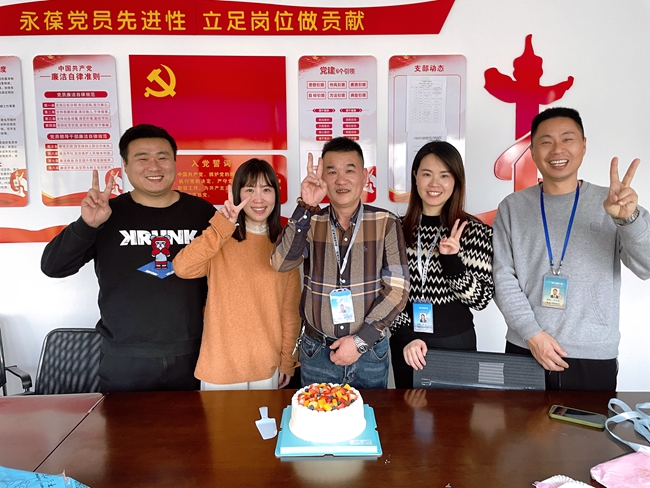 03020b8884f2e7423ae76a21f2328c2.jpg 03020b8884f2e7423ae76a21f2328c2.jpg